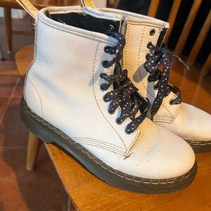 Dr Martins white Leather Ankle Boots - size 2